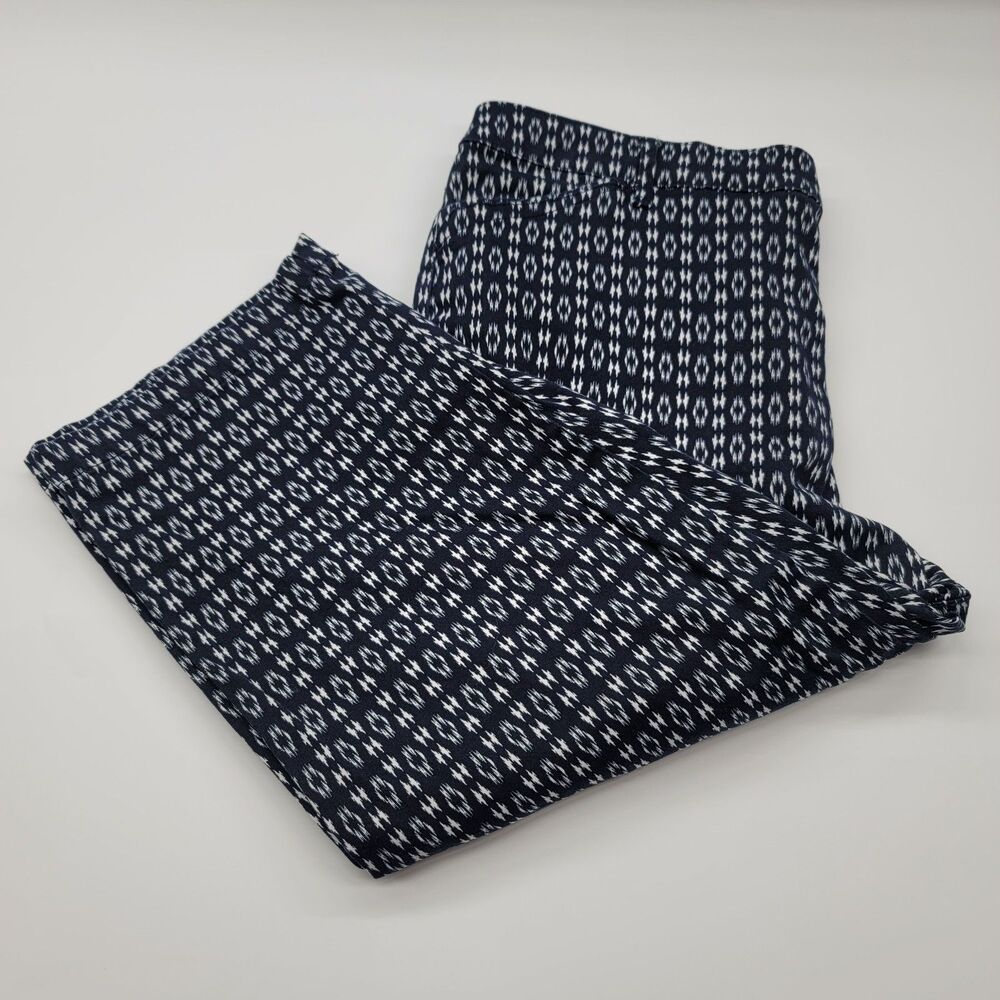 Gloria Vanderbilt‎ Khaki Unlimited Capri Pants Womens 12 Blue Ikat Print Cropped